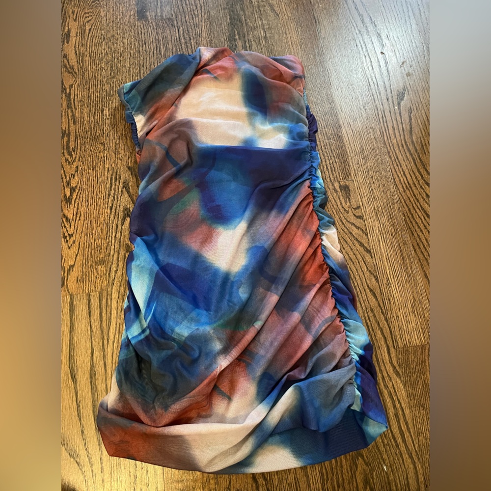 Princess Polly Multicolor Mini Dress
Perfect Condition!!
Barely Worn